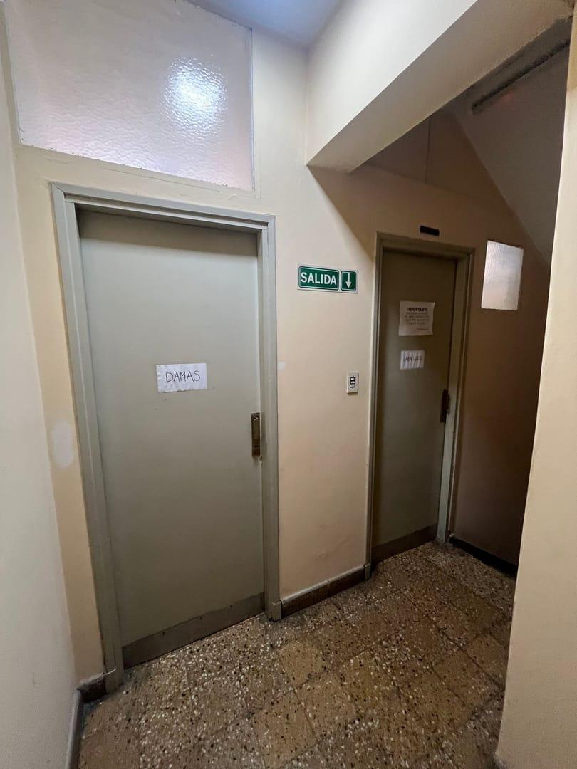 Foto de VENTA 2 OFICINAS EN EL CENTRO - COLON A METROS DE CAÑADA, imagen 2