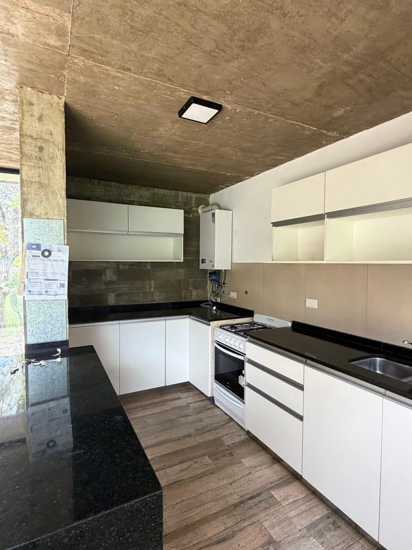 Foto de CASA EN VENTA 3 DORMITORIOS VILLA ALLENDE, imagen 2