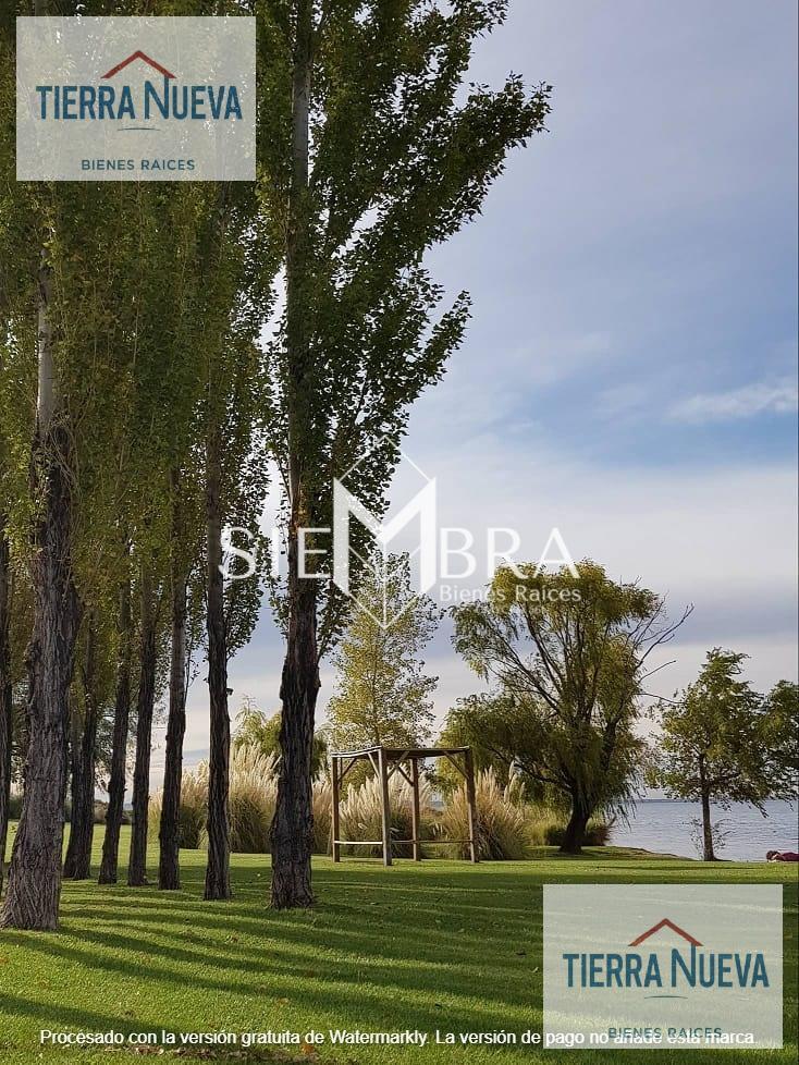 Foto de Terreno en Mari Menuco, imagen 3