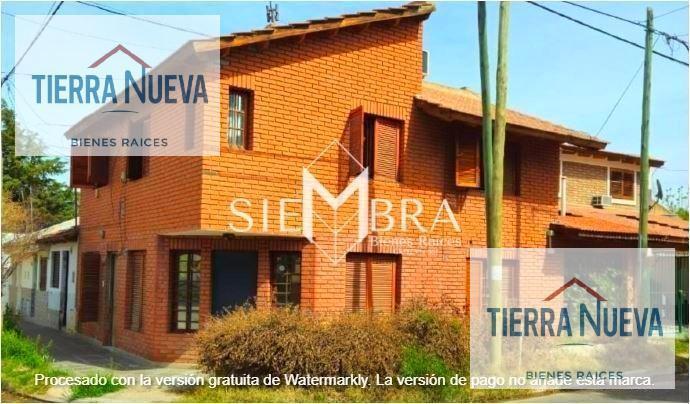 Foto de CASA CON 4 DORMITORIOS NEUQUEN Capital, imagen 2