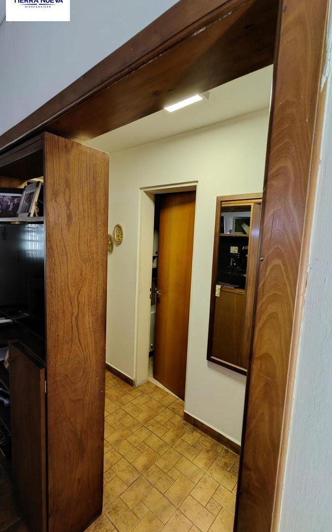 Foto de SE VENDE CASA CON SALÓN COMERCIAL - CENTRO DE NEUQUÉN, imagen 3