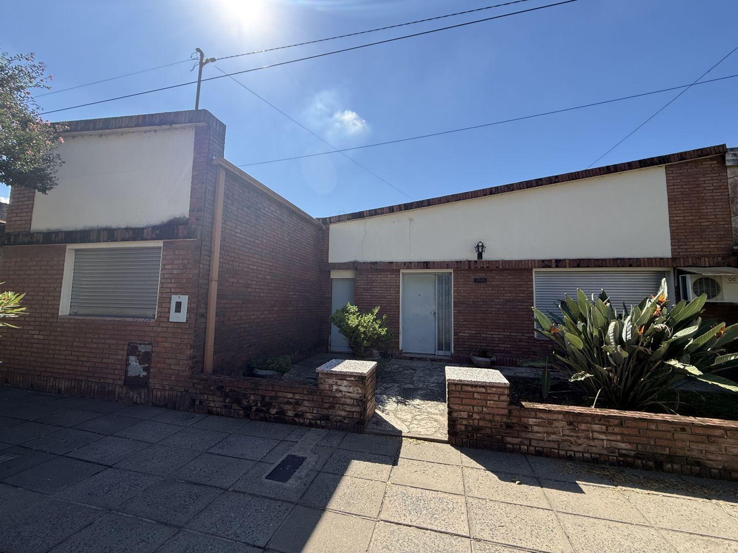 Foto de Casa con gran terreno en zona céntrica de Esperanza., imagen 5
