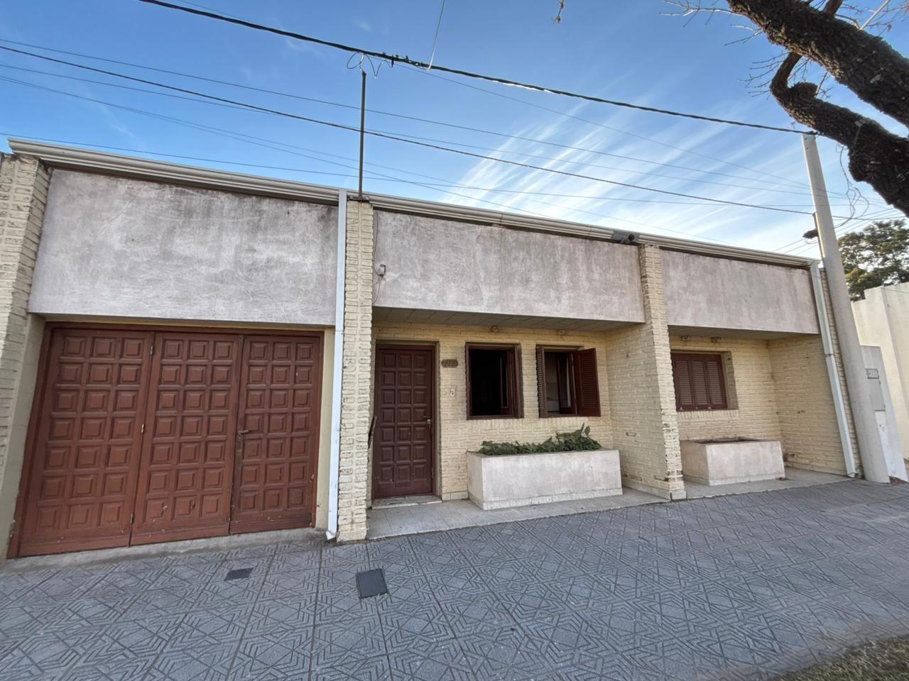 Foto de VENTA DE CASA, BARRIO OESTE, imagen 2