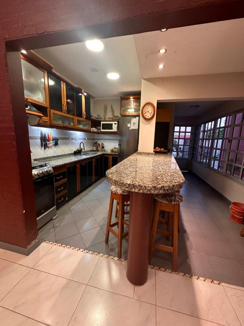 Foto de Propiedad residencial de categoría en Barrio Este - Esperanza, imagen 1