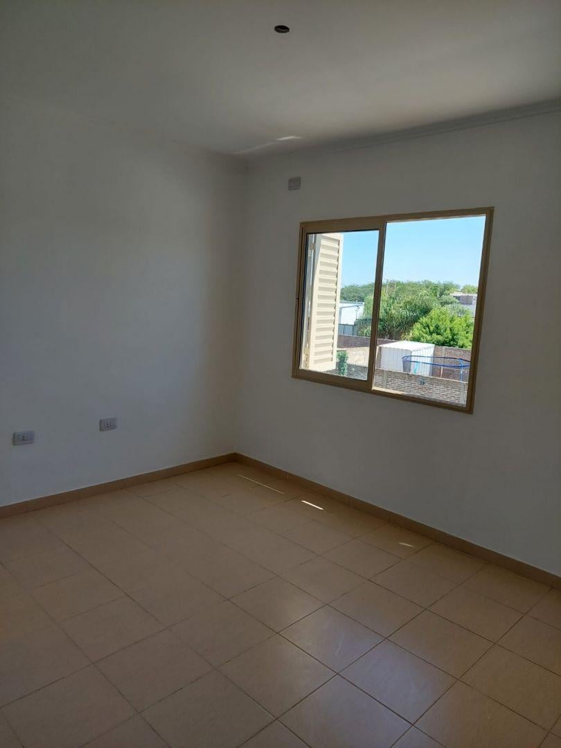 Foto de Departamento 6 ambientes. | Pringles al 2800, imagen 4