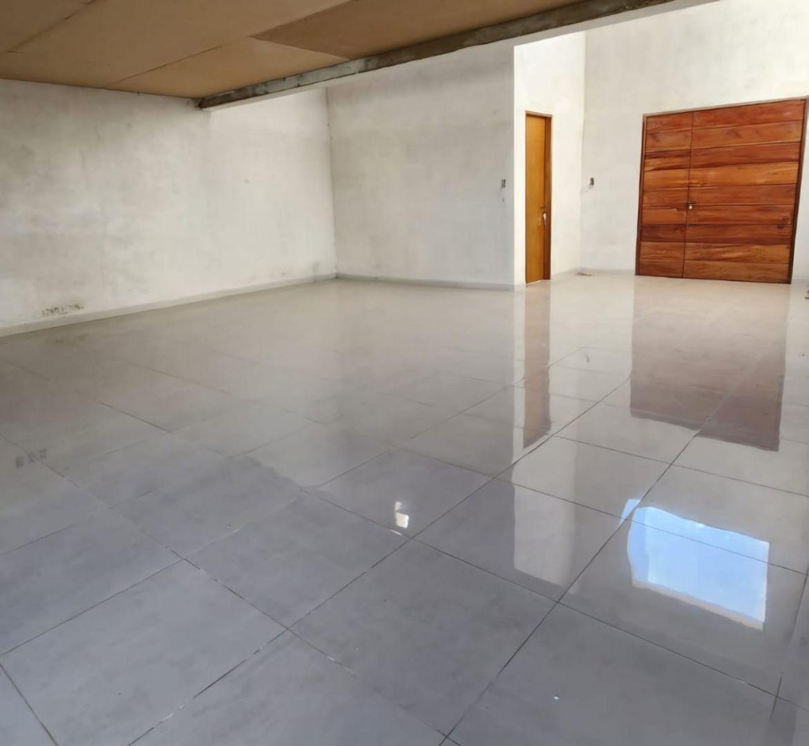 Foto de Casa 7 ambientes 3 dormitorios. | Lehmann al 100, imagen 2