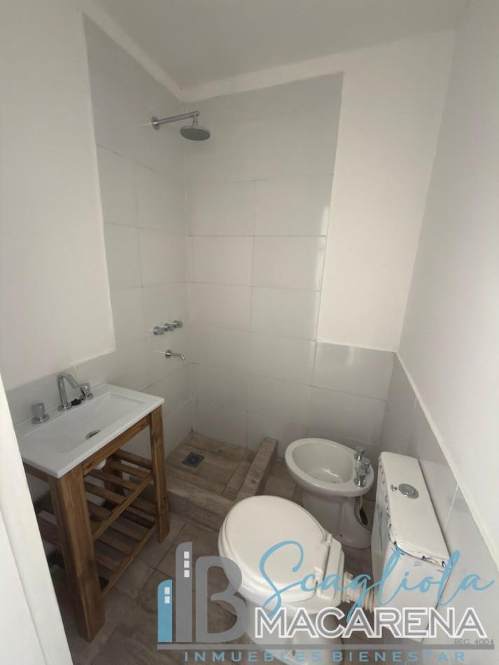 Foto de VENTA PH 2 AMBIENTES EN PLANTA ALTA A LA CALLE CON PATIO PROPIO, imagen 4