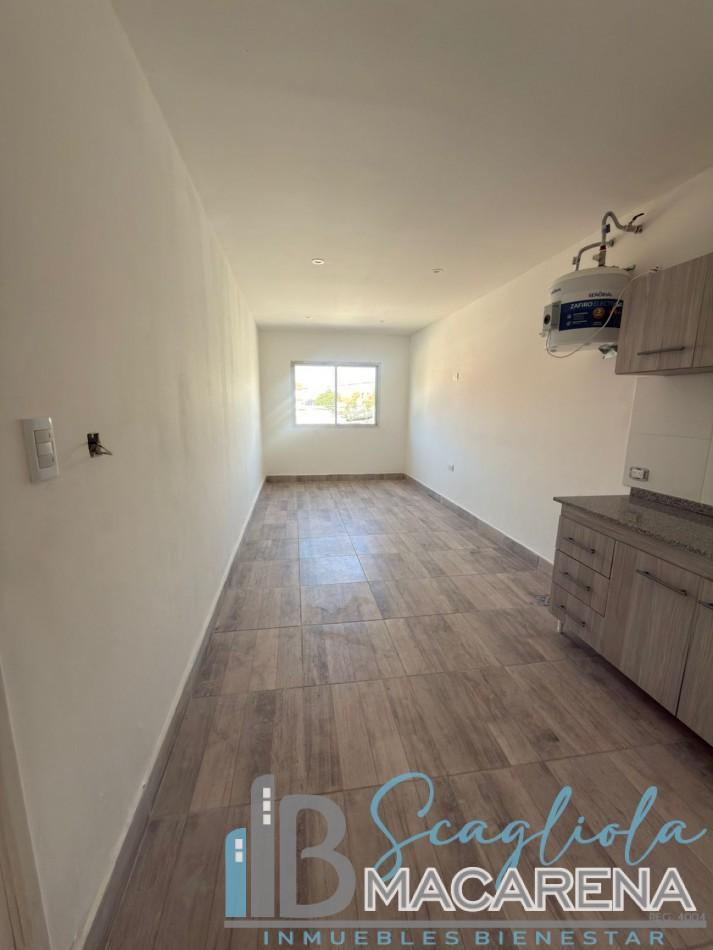 Foto de VENTA PH 2 AMBIENTES EN PLANTA ALTA A LA CALLE CON PATIO PROPIO, imagen 1