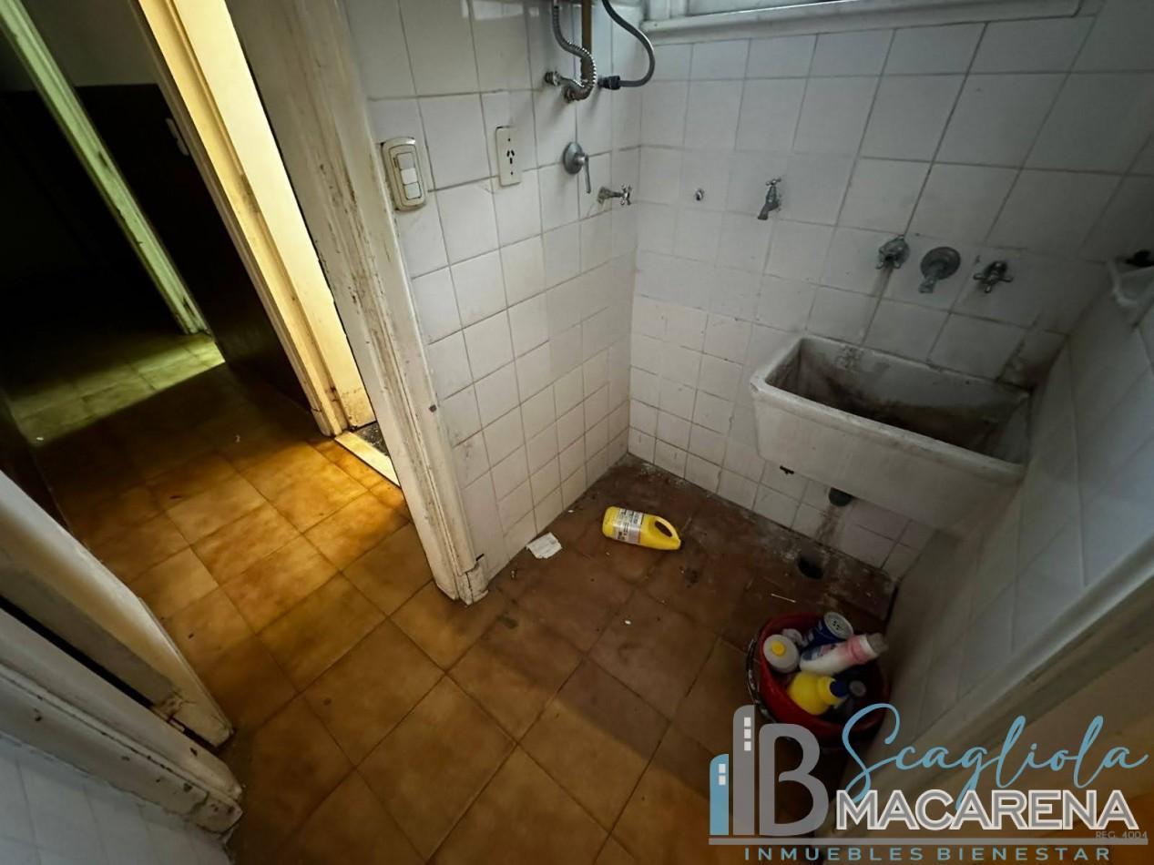 Foto de VENTA CHALET DE 6 AMBIENTES ZONA GUEMES | IDEAL PARA USO PROFESIONAL O, imagen 2