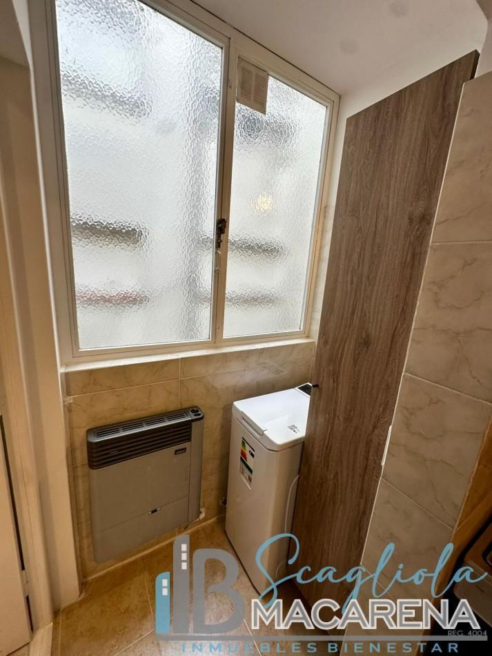 Foto de VENTA DEPARTAMENTO 2 AMBIENTES AL FRENTE CON BALCON Y DEPENDENCIA. ZONA, imagen 5