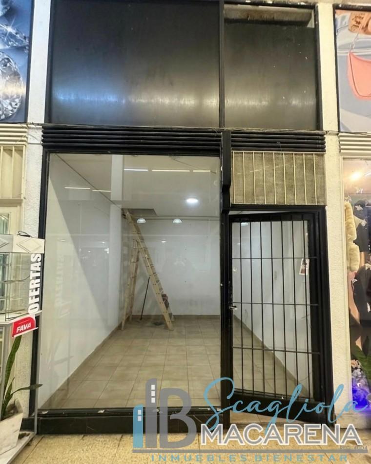 Foto de VENTA LOCAL COMERCIAL EN GALERIA LURO, imagen 1
