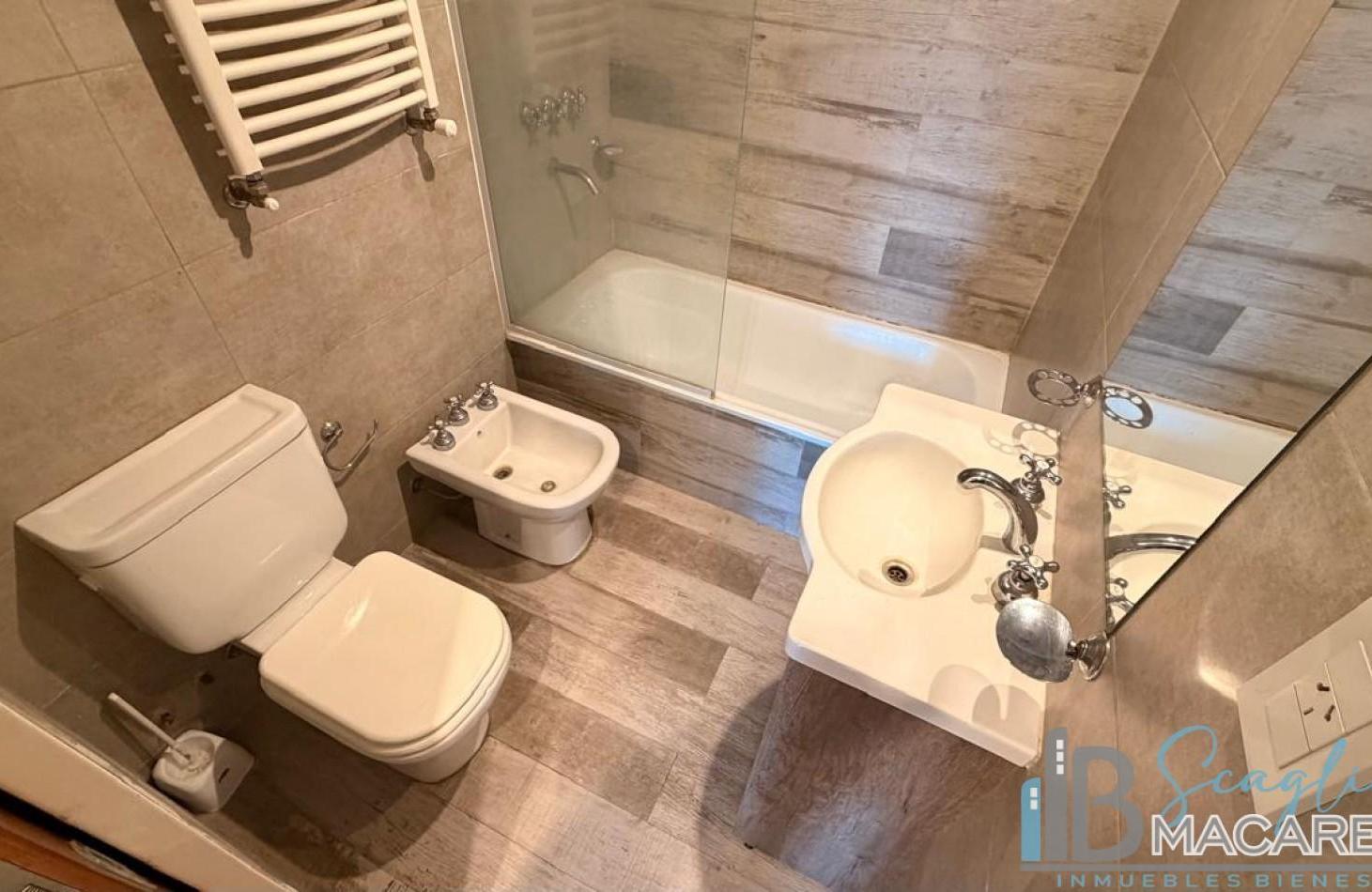 Foto de VENTA DEPARTAMENTO 2 AMBIENTES AL CONTRAFRENTE ABIERTO CON BALCON, imagen 5