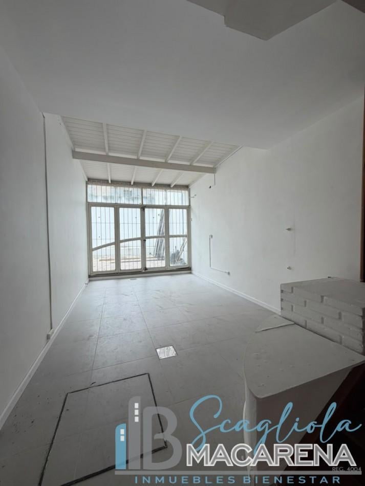 Foto de LOCAL COMERCIAL EN VENTA O ALQUILER | CENTRO, imagen 1