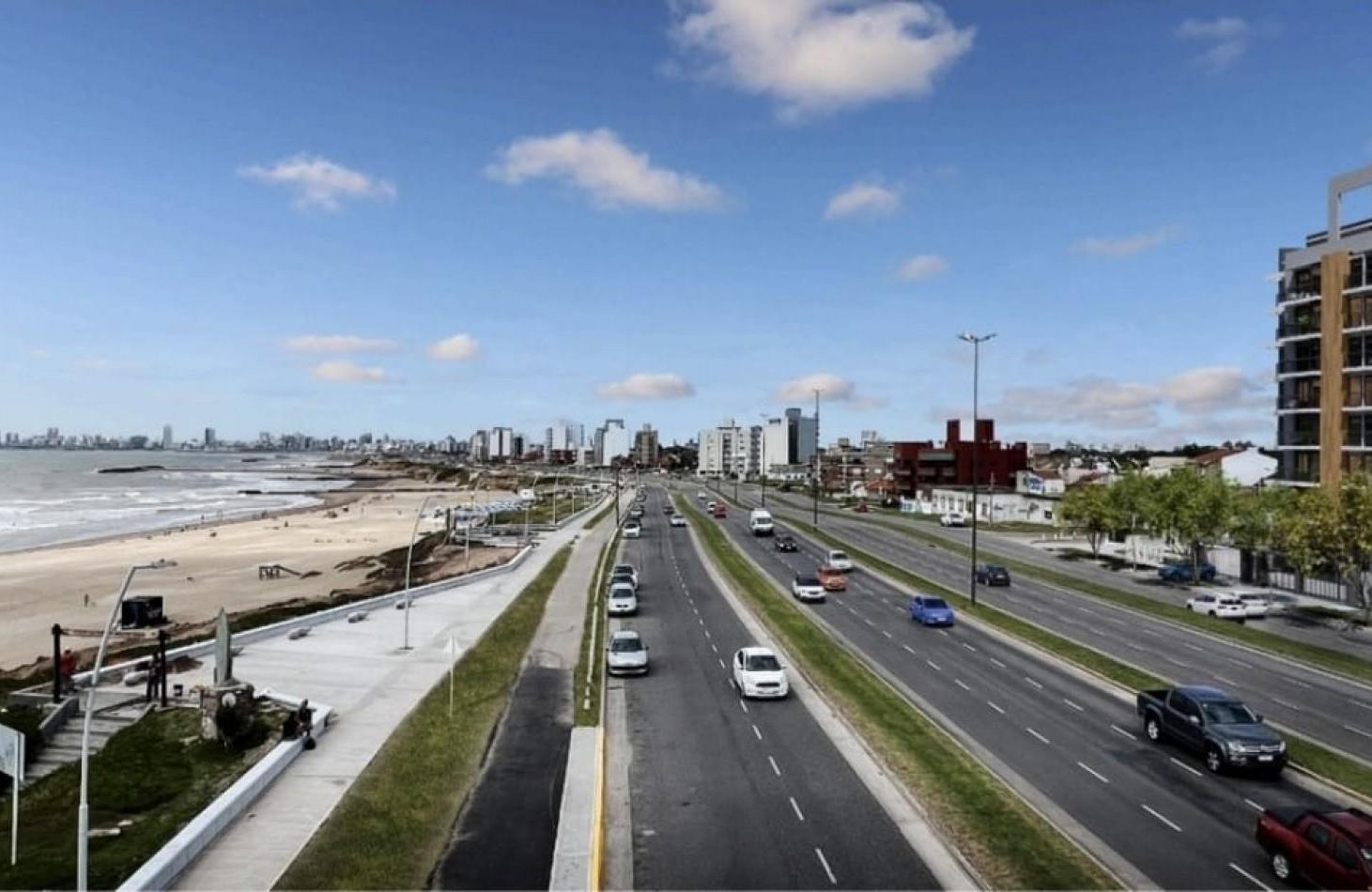 Foto de DEPARTAMENTOS EN VENTA DE 2 Y 3 AMBIENTES FRENTE AL MAR| EDIFICIO S+5, imagen 2