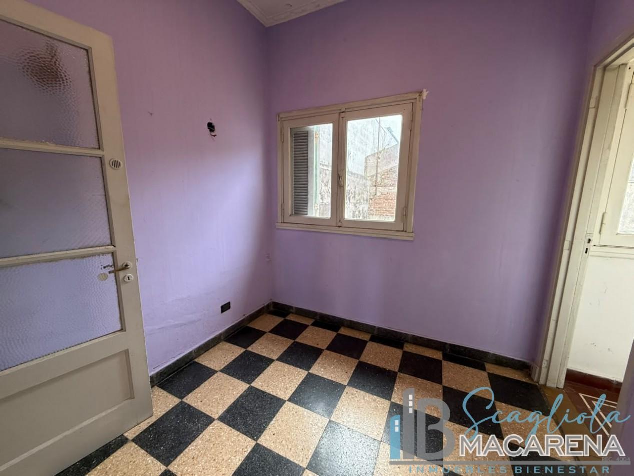 Foto de VENTA PH 3 AMBIENTES AL FRENTE | PLANTA ALTA - A RECICLAR, imagen 2
