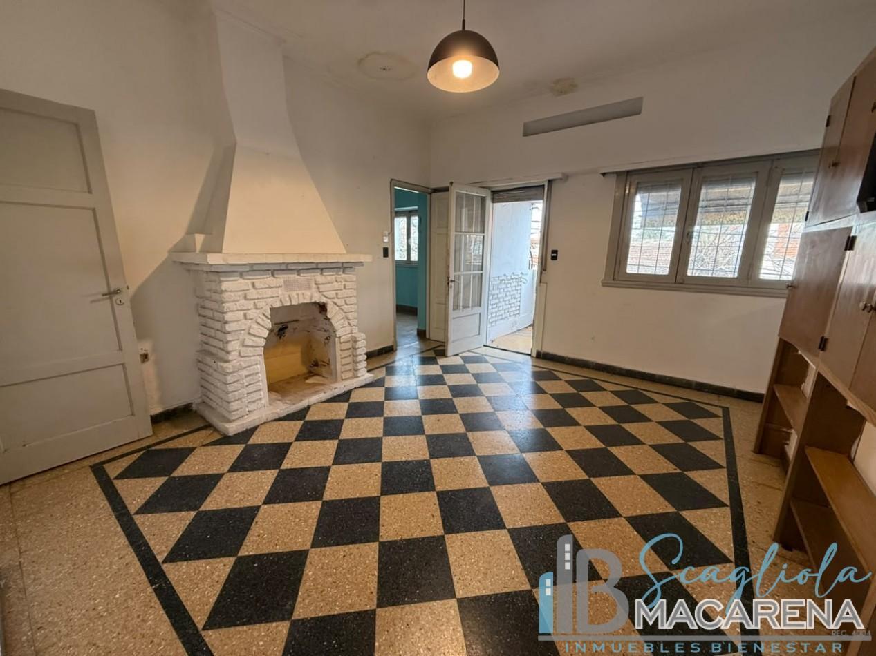Foto de VENTA PH 3 AMBIENTES AL FRENTE | PLANTA ALTA - A RECICLAR, imagen 1