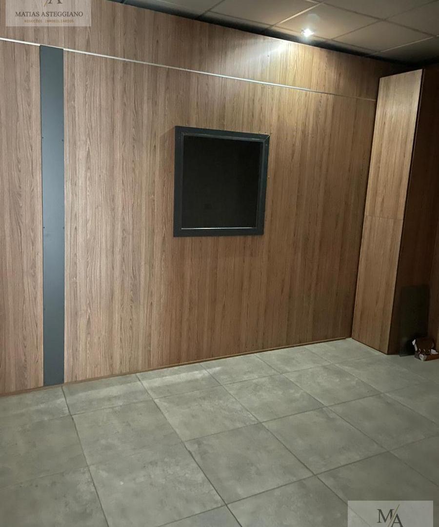 Foto de OFICINA EN EN EL CENTRO DE LA CIUDAD, 4 ESPACIOS, SALA DE REUNIONES, imagen 2