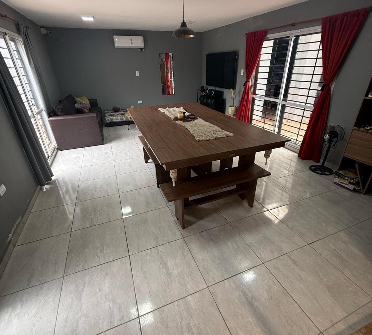 Foto de Venta Casa Jardines del Hipico, Pileta, Para guardas dos Vehiculos, imagen 5