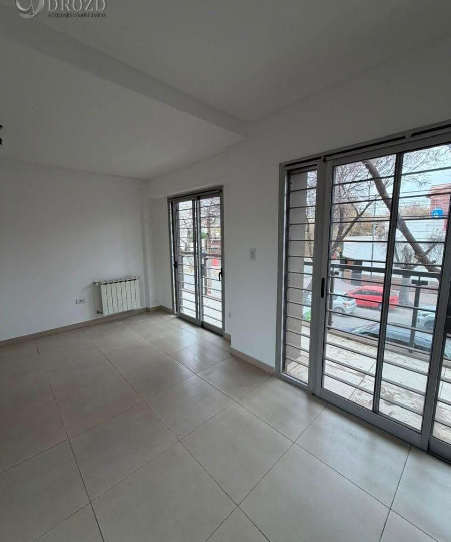 Foto de Departamento en alquiler c/ cochera en 5.ª Sección Residencial Sur, imagen 4