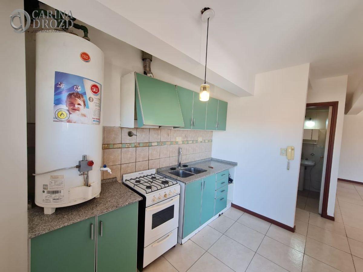 Foto de Departamento en alquiler c/ cochera en Godoy Cruz, imagen 4