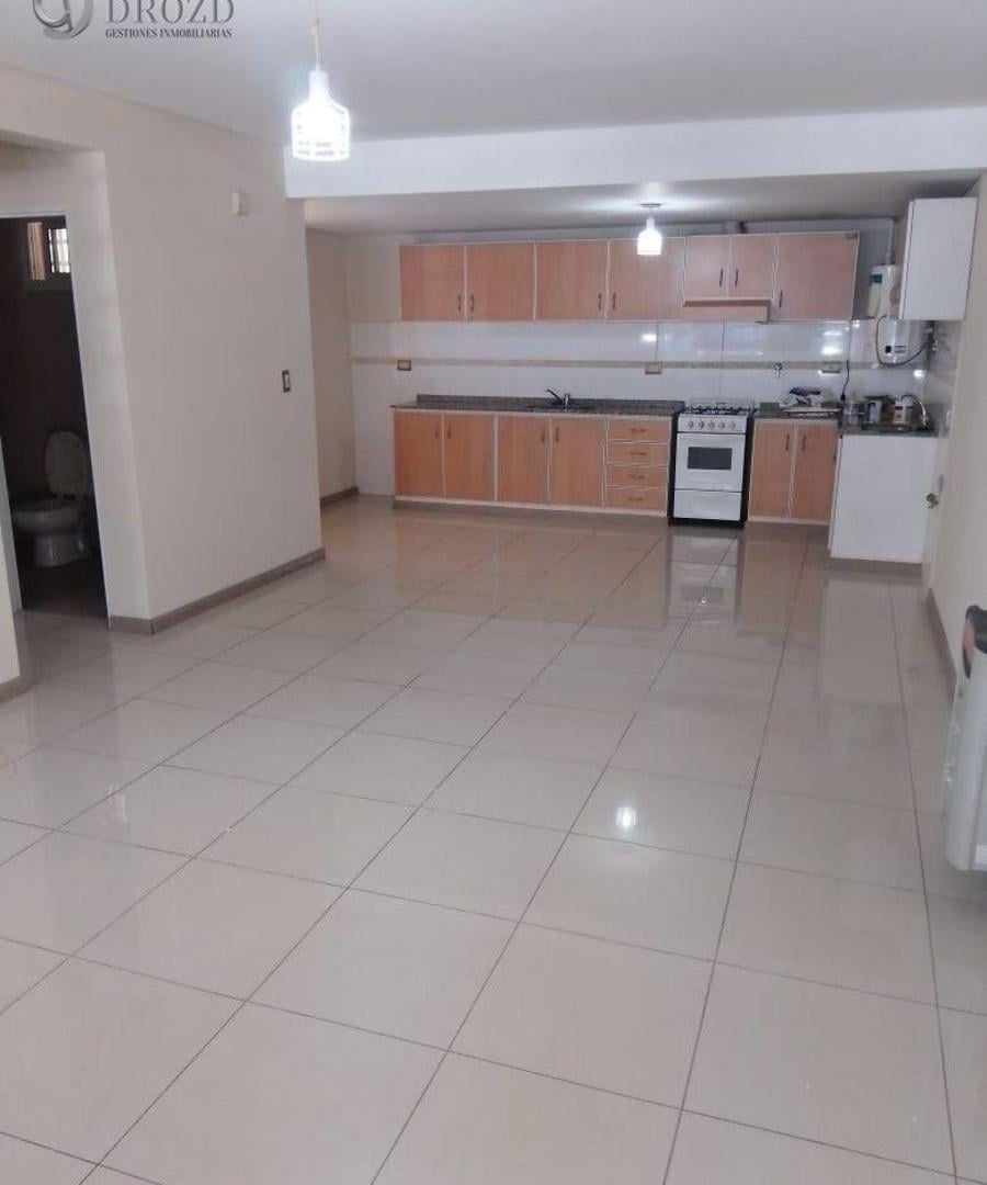 Foto de Departamento en venta c/ cochera en Godoy Cruz, imagen 1