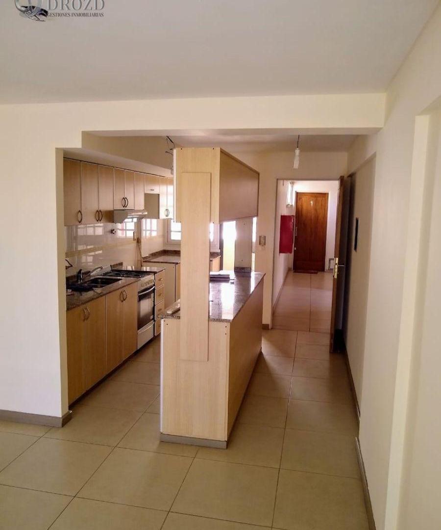 Foto de Departamento en venta c/ cochera en Godoy Cruz, imagen 4
