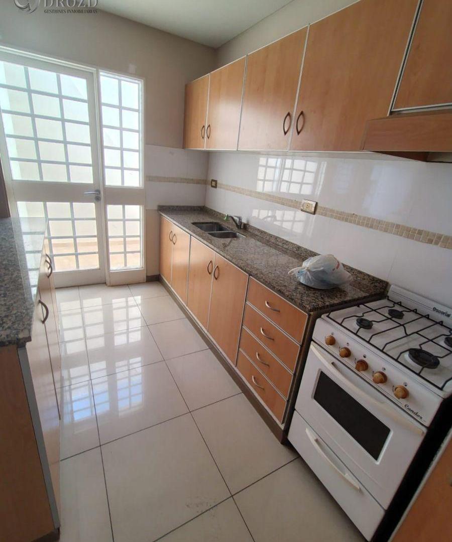 Foto de Departamento en venta c/ cochera en Godoy Cruz, imagen 3