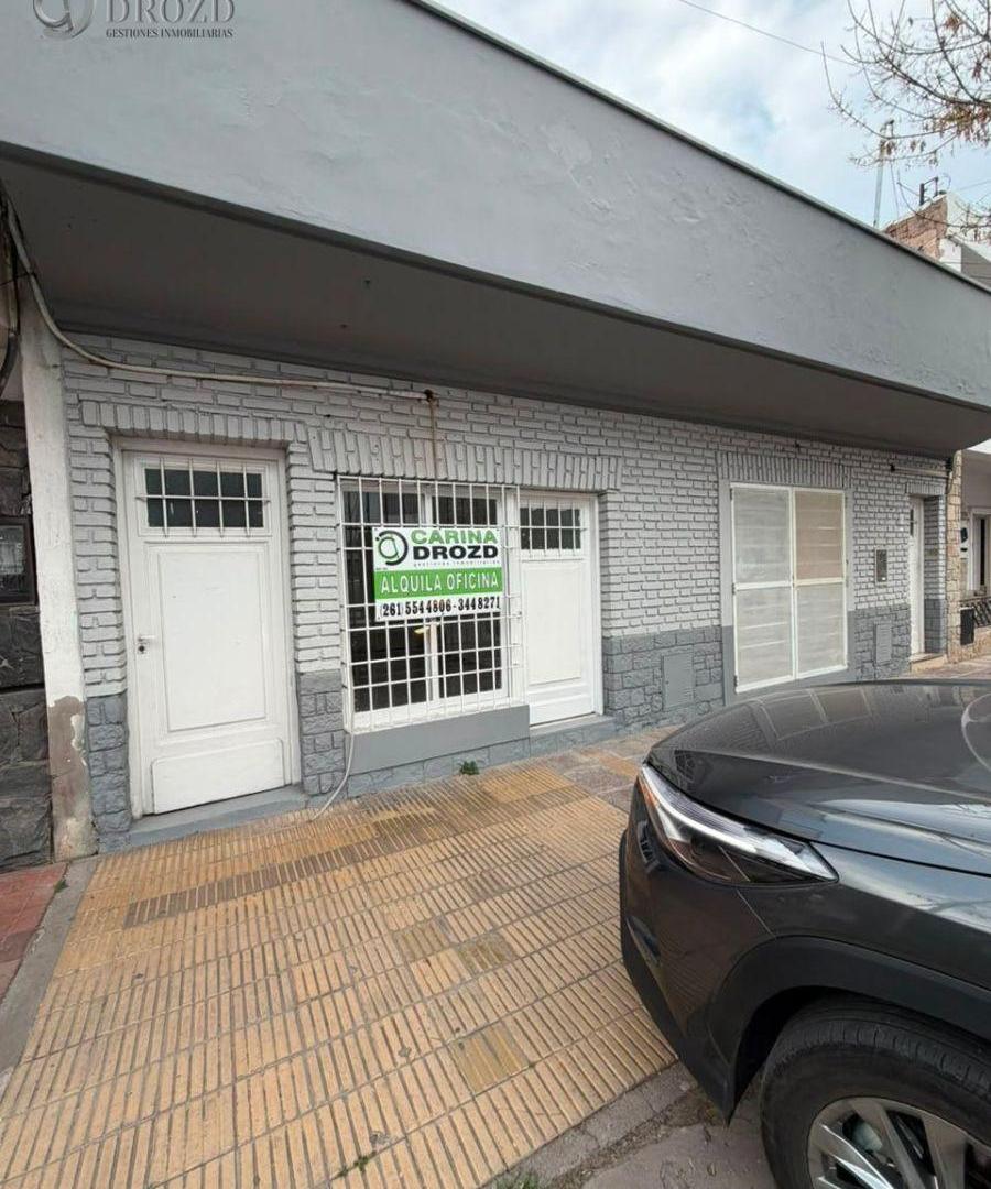 Foto de Oficina en alquiler ubicado en Bombal, imagen 1