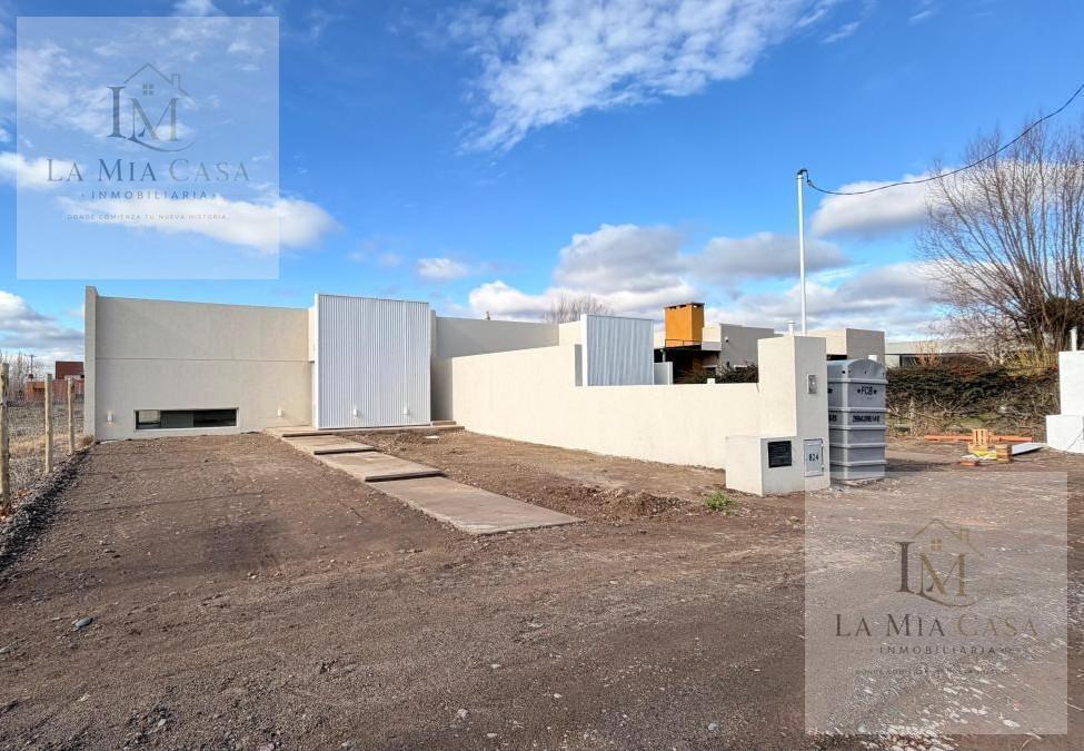Foto de Venta Casa 2 dormitorios, Barrio Los Sauces, Fdez Oro, imagen 3