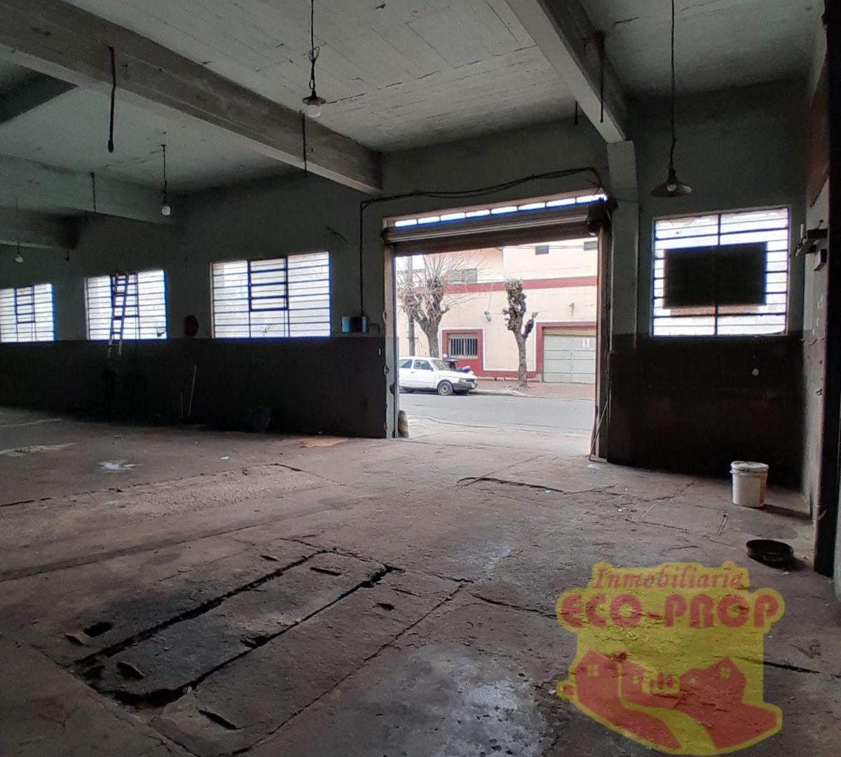 Foto de Alquiler - Moron - Galpon O Deposito De 205,80 M2.- Con Baño Y Entrepiso, imagen 2