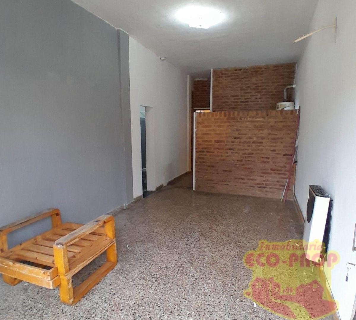 Foto de DEPARTAMENTO UBICADO EN PARQUE QUIRNO EN PLANTA BAJA AL FRENTE DE 3, imagen 1