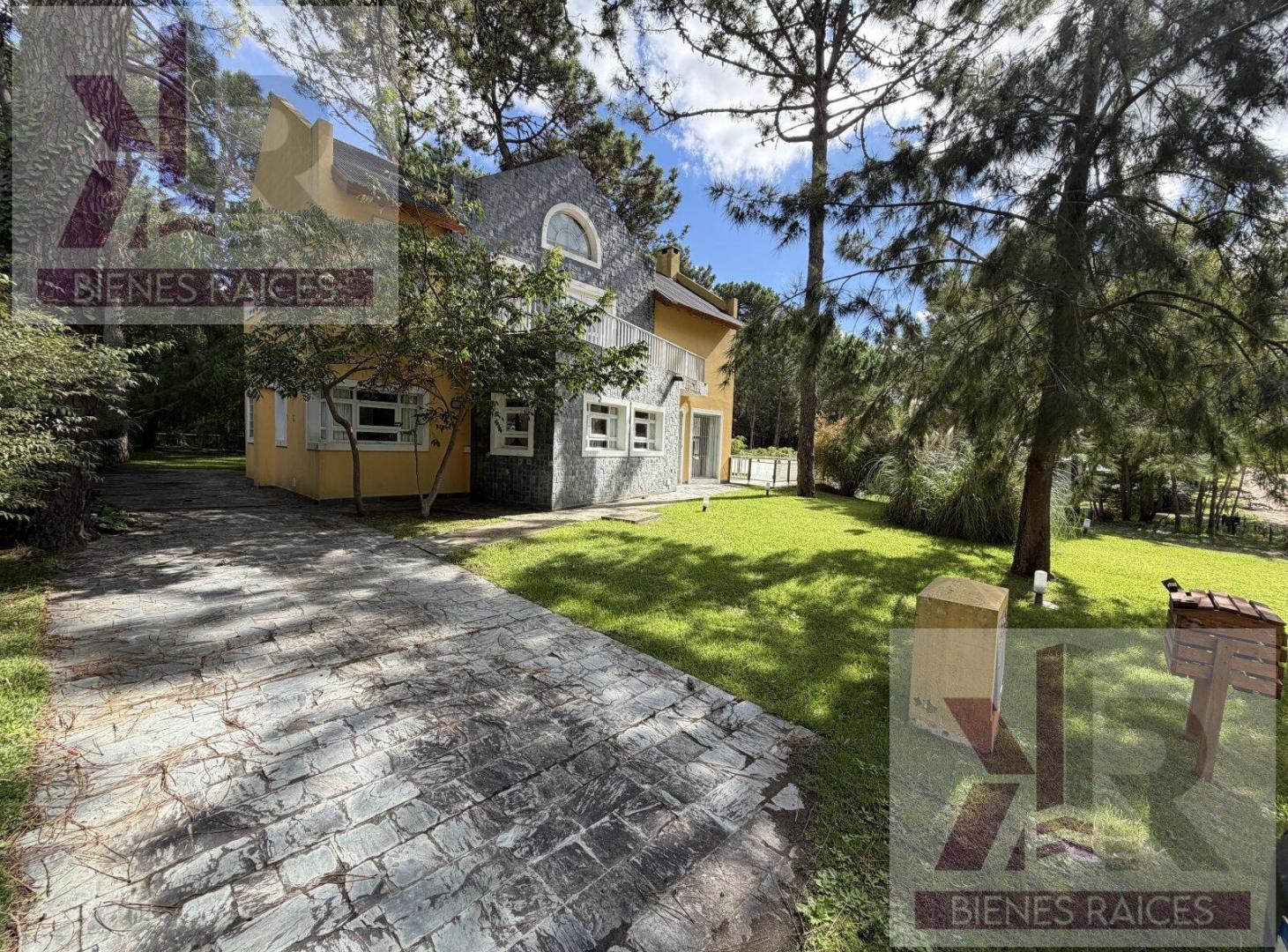 Foto de Casa en venta en zona golf - Cariló, imagen 3