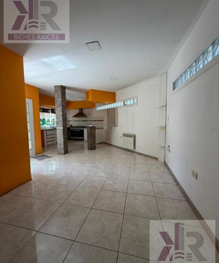 Foto de Propiedad en alquiler - Centenario, Neuquén, imagen 3