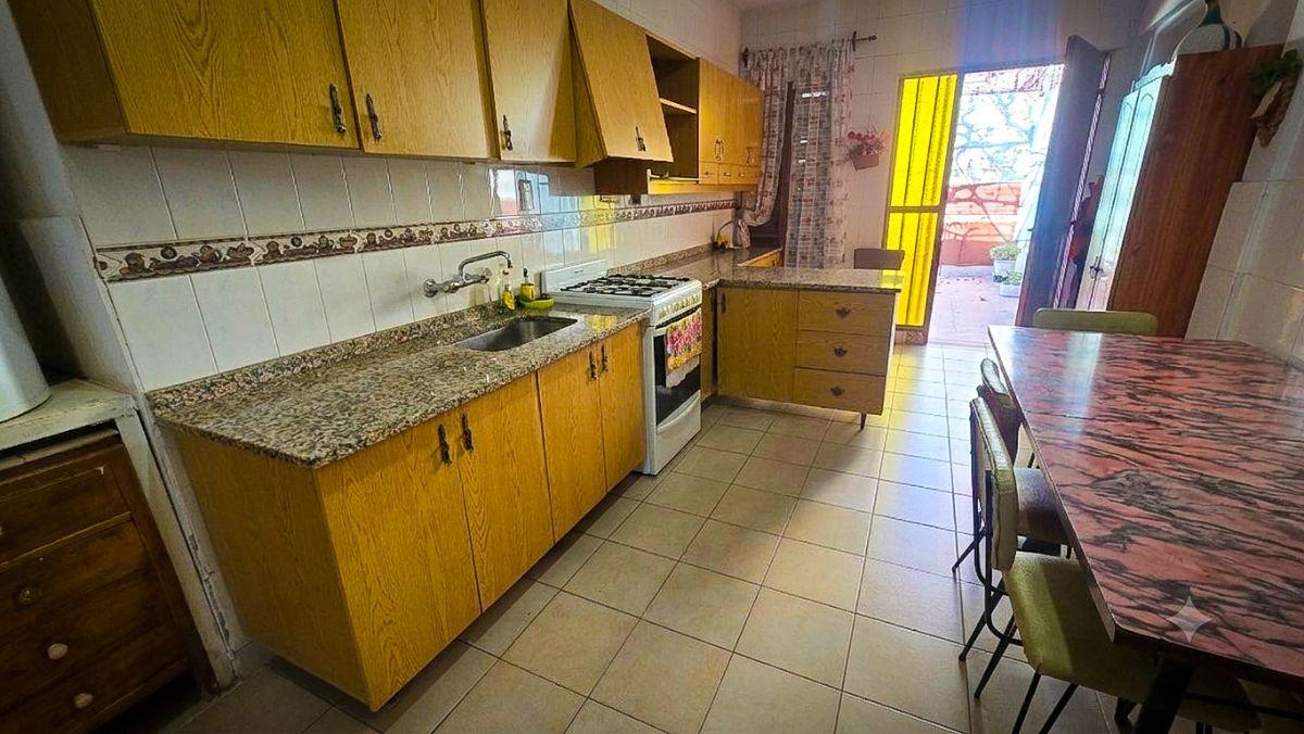 Foto de Casa en VENTA sobre calle independencia en Las Heras, zona altamente, imagen 4