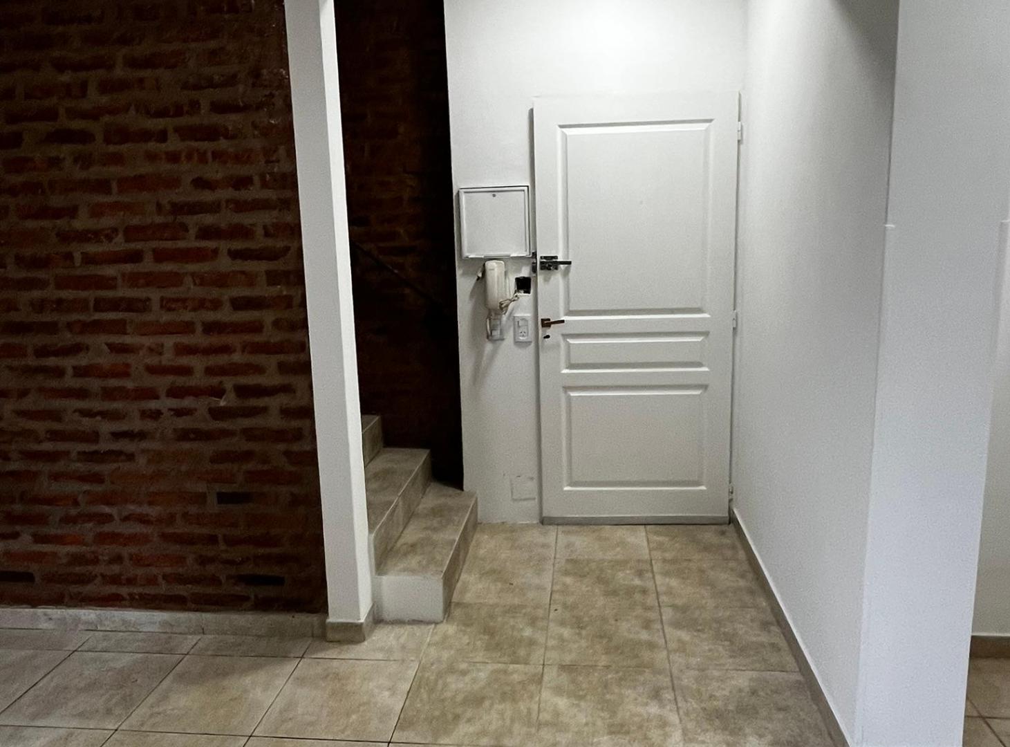 Foto de Dueño Alquila Ph Por Escalera En Dos Plantas Tipo Loft Villa Luro Sin, imagen 3