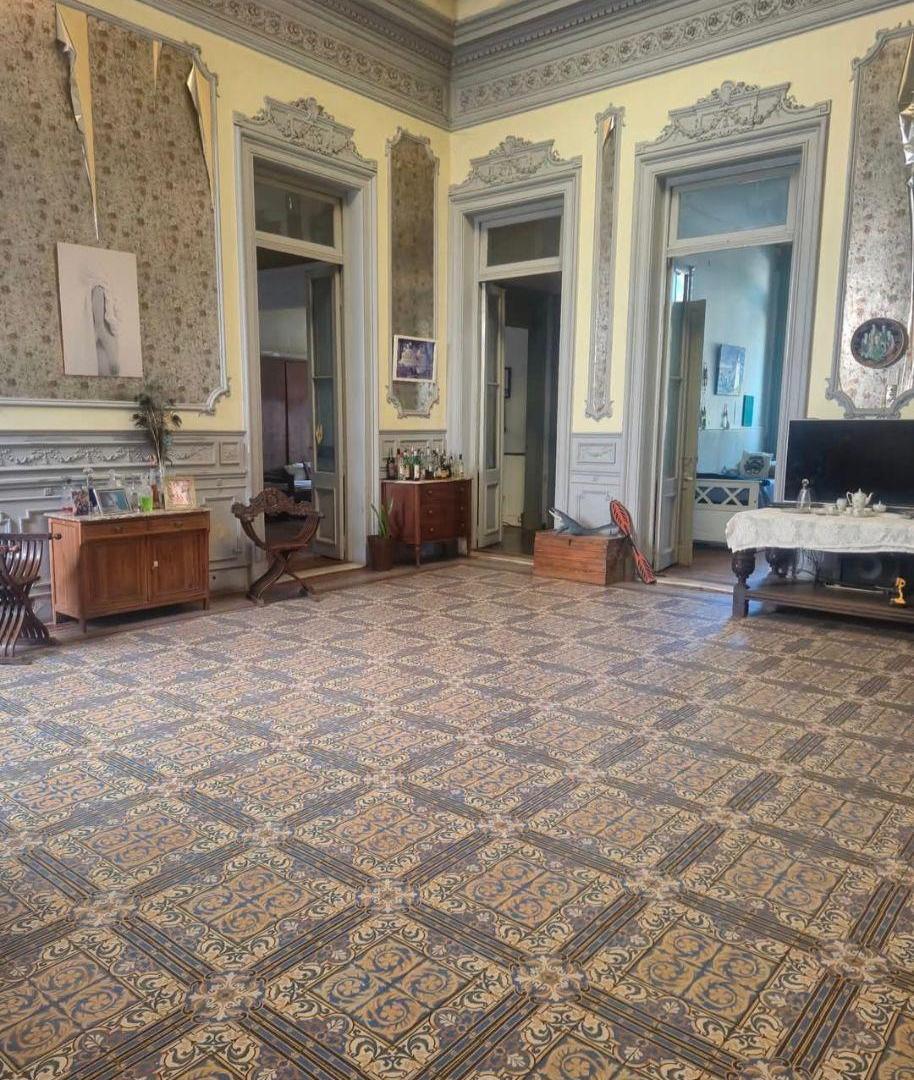 Foto de Se vende importante casona sobre avenida principal, imagen 2