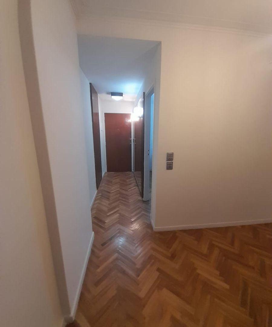 Foto de Departamento Venta 3 ambientes c/dependencia + escritorio Patio y, imagen 4