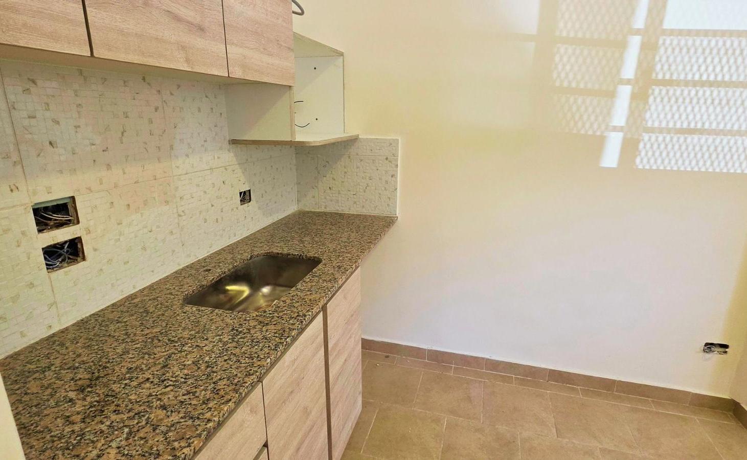 Foto de Departamento Monoambiente Planta Baja en Monte Castro Apto Profesional, imagen 4