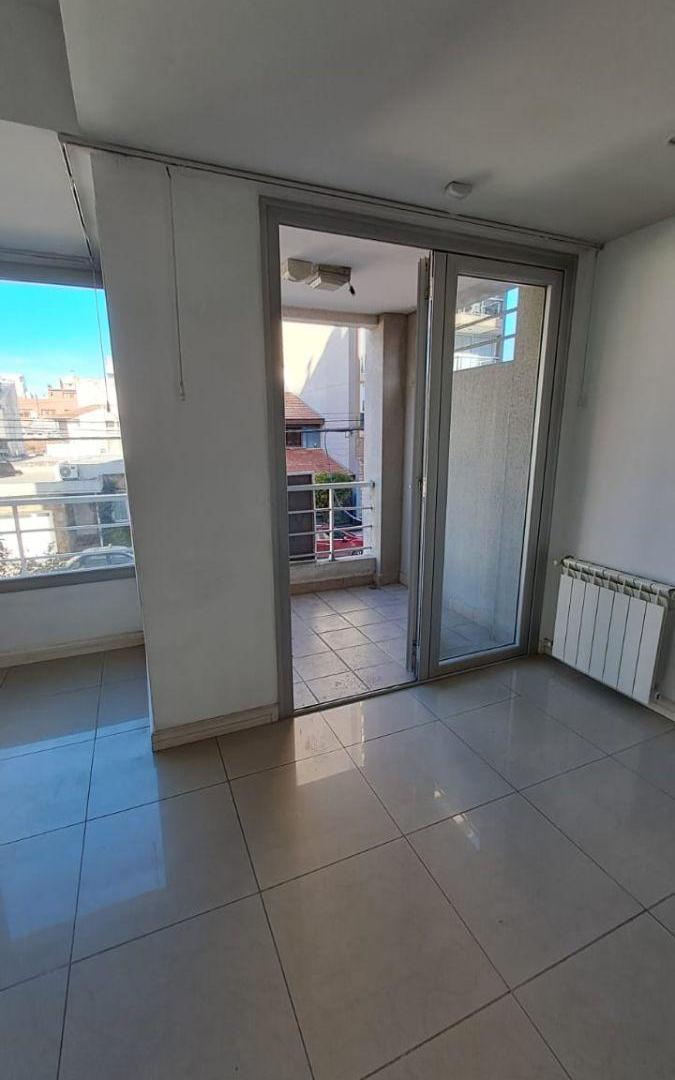 Foto de Departamento en venta de 3 ambientes con cochera, imagen 5