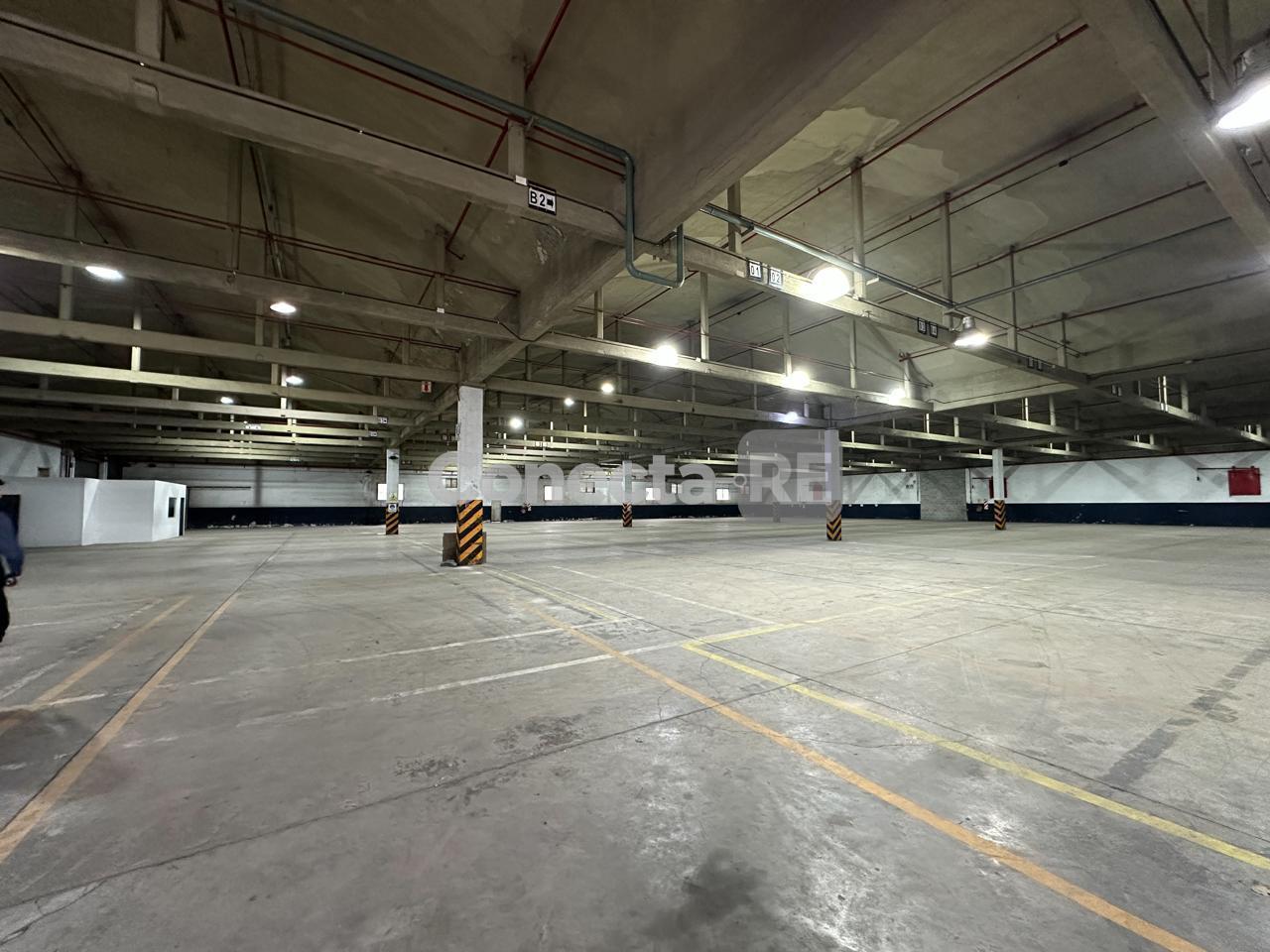 Foto de Depósito 1.176 m² en Alquiler - Predio Cerrado - Hurlingham, imagen 4