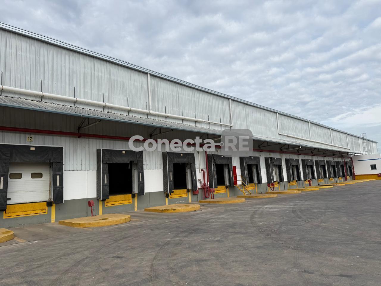 Foto de Depósito 12353 m² en Alquiler Dentro de Parque Industrial Garin, imagen 1