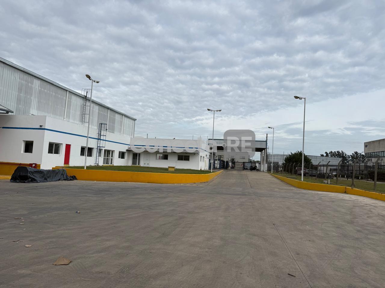 Foto de Depósito 12353 m² en Alquiler Dentro de Parque Industrial Garin, imagen 1