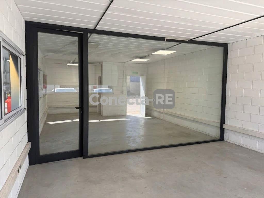 Foto de Depósito 1080 m² en Alquiler dentro de Parque Industrial en San Martin, imagen 3