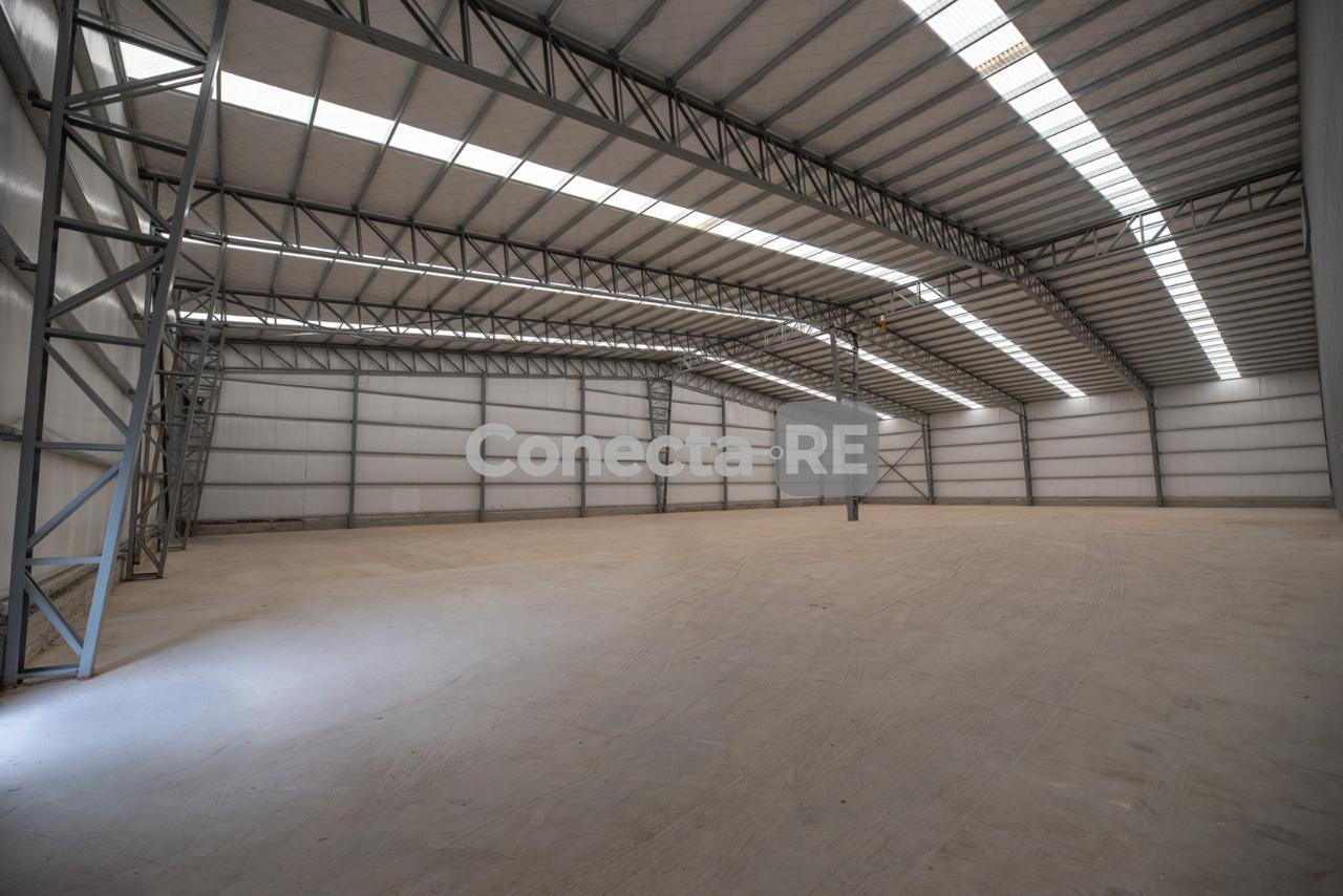 Foto de Depósito 1500 m² en Alquiler dentro de Predio Cerrado en Canning, imagen 3