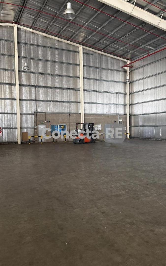 Foto de Depósito 3300 m² en Alquiler - Parque Industrial del Oeste - Moreno, imagen 2