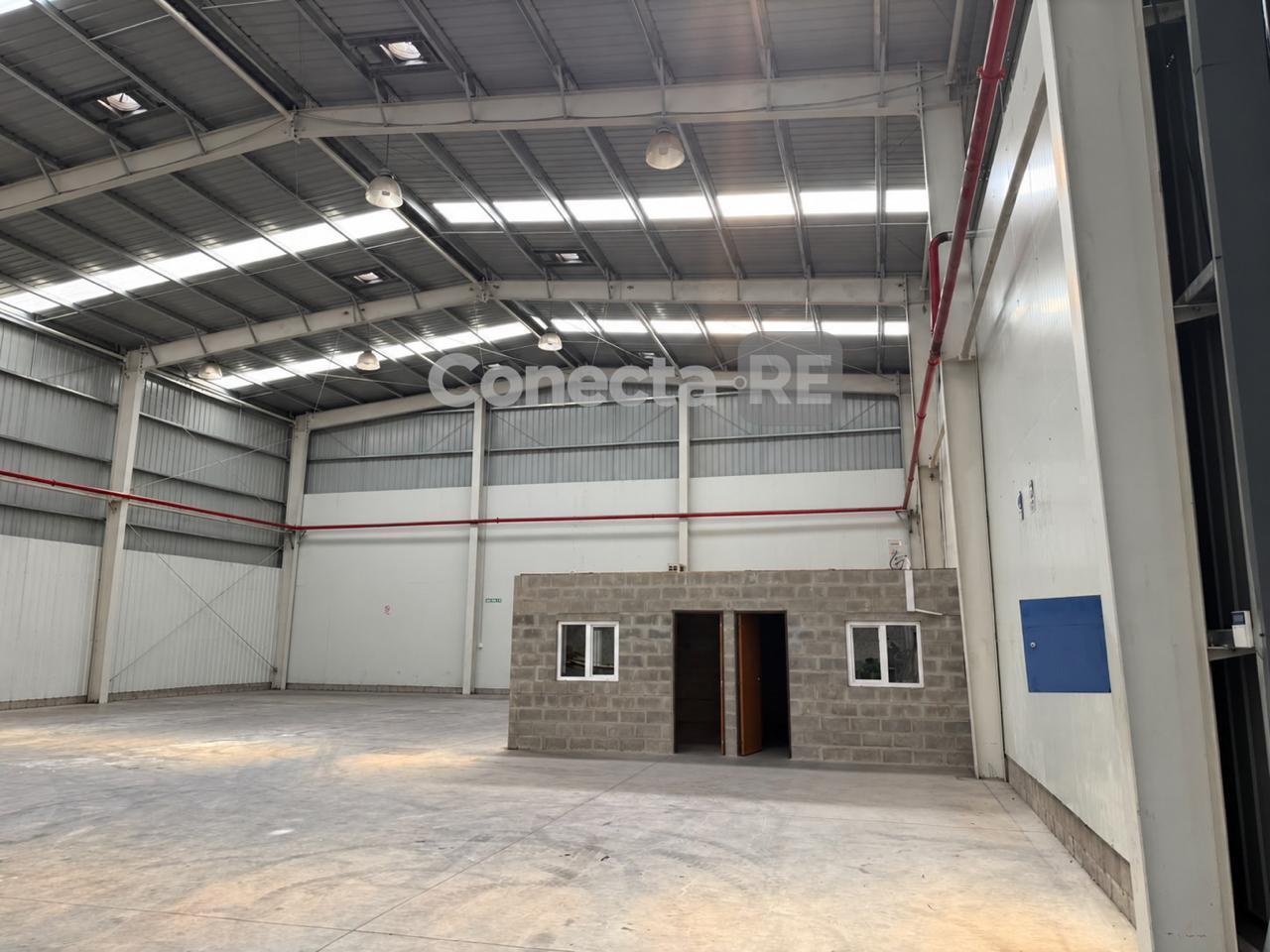 Foto de Depósito 1015 m² en Alquiler dentro de Predio Cerrado en Vicente Lopez, imagen 2