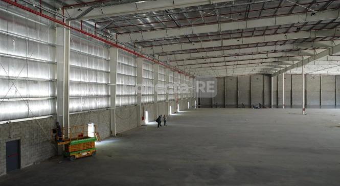 Foto de Depósito 5190 m² en Alquiler en Esteban Echeverria, imagen 1
