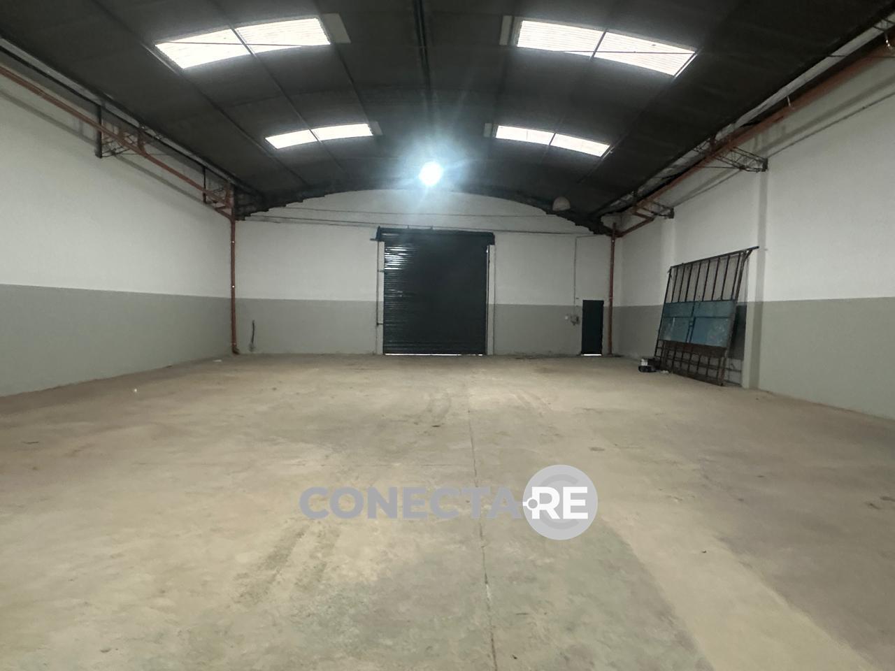 Foto de Depósito 500 m² en Alquiler en General San Martin, imagen 3