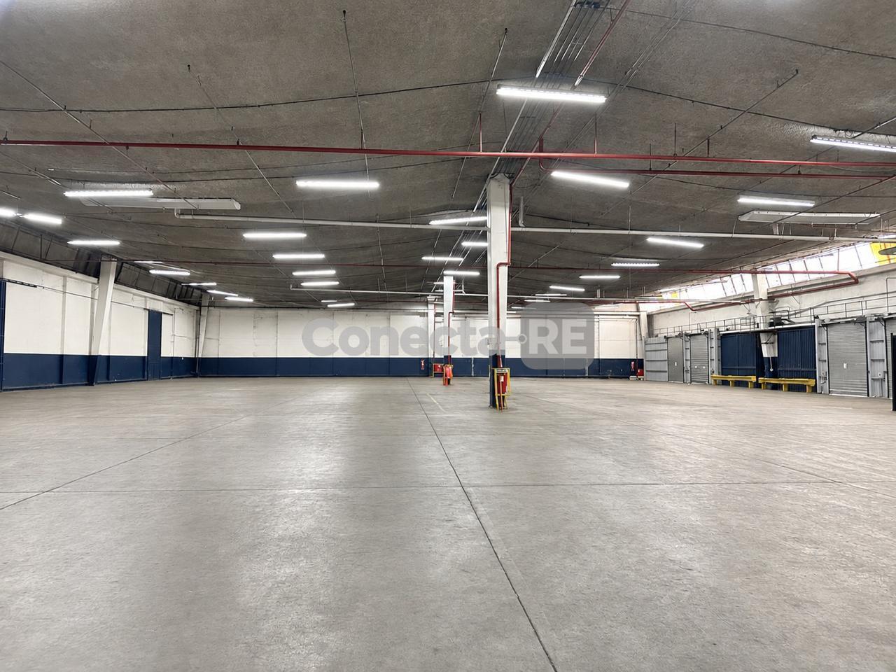 Foto de Depósito 3.000 m² en Alquiler - Predio Cerrado - Hurlingham, imagen 2
