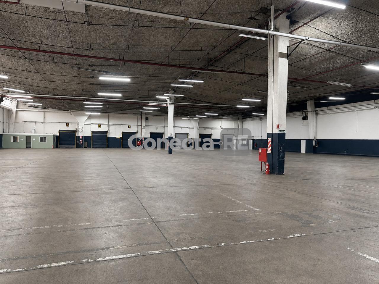 Foto de Depósito 3.000 m² en Alquiler - Predio Cerrado - Hurlingham, imagen 3